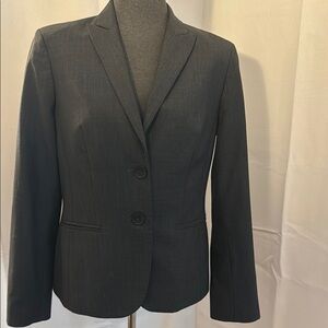Jones New York Collection Platinum Stretch Women’s Blazer. Size 10.